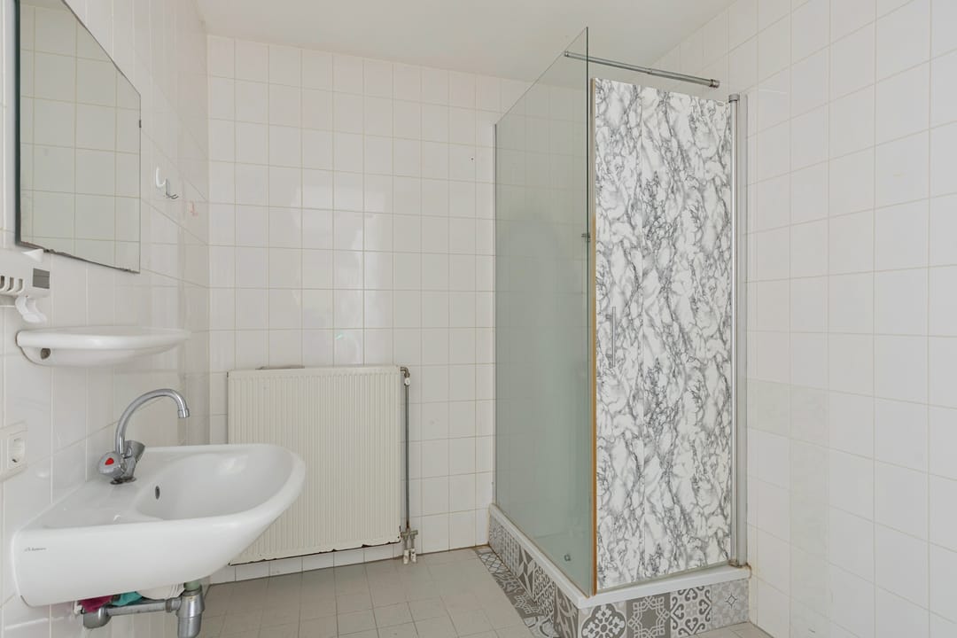 Photo 17 of Anna Blamansingel 239