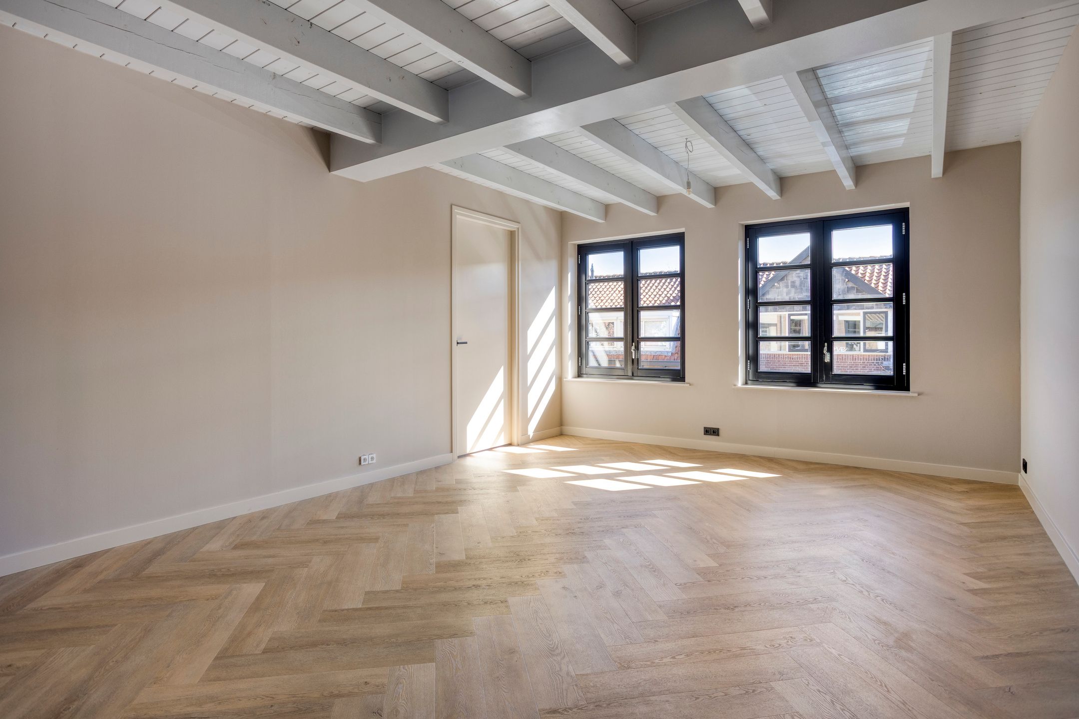 Photo 6 of Beatrixstraat 23-A