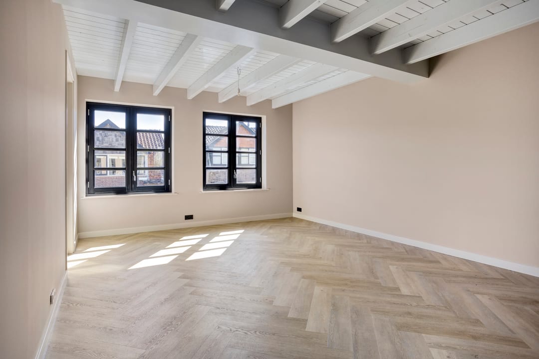 Photo 7 of Beatrixstraat 23-A