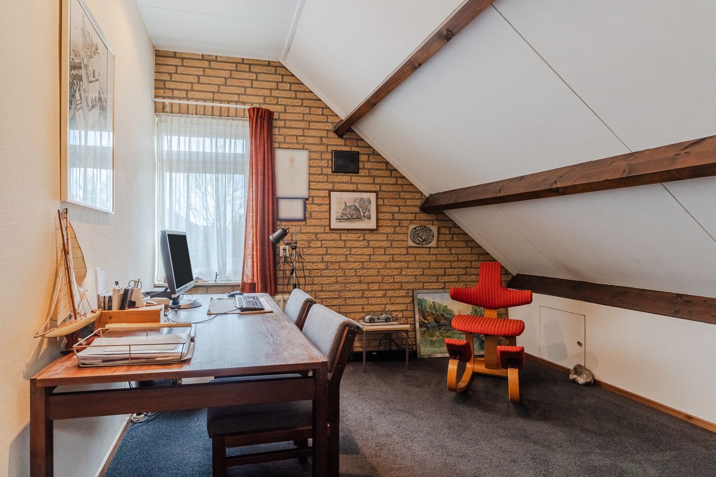 Foto 19 van van Marlotstraat 69