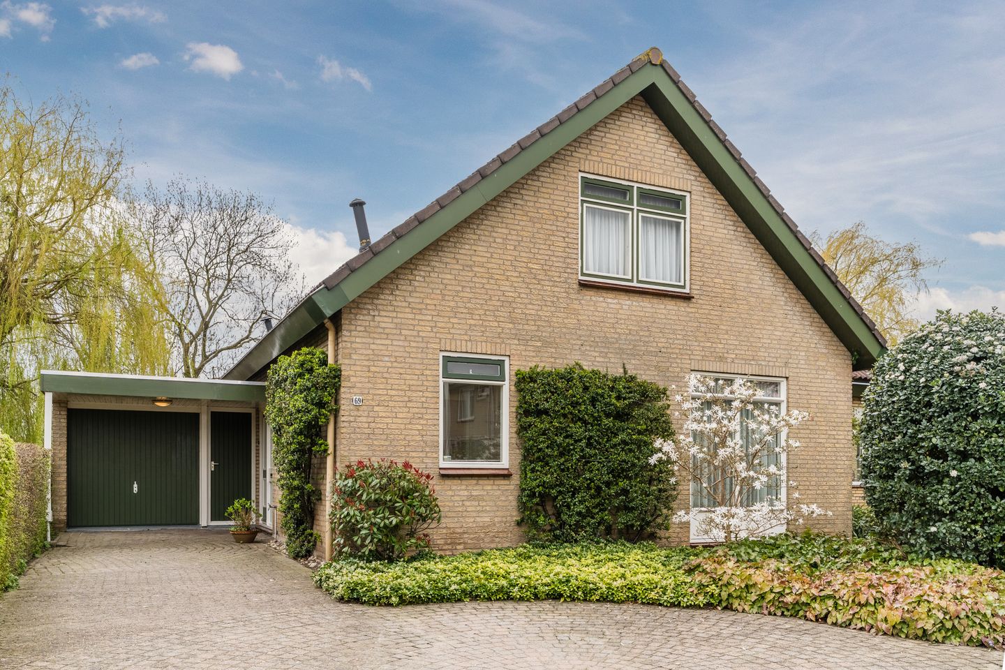 Foto 25 van van Marlotstraat 69