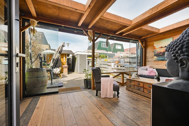 Foto 3 van Van den Berghlaan 111