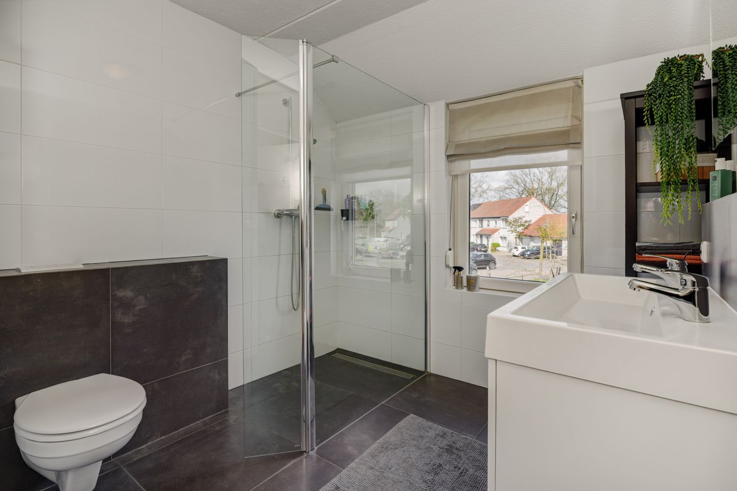 Photo 19 of Hunzestraat 32