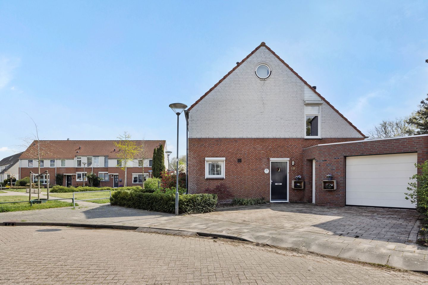 Photo 25 of Hunzestraat 32