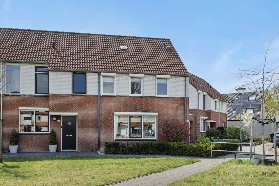Photo 32 of Hunzestraat 32