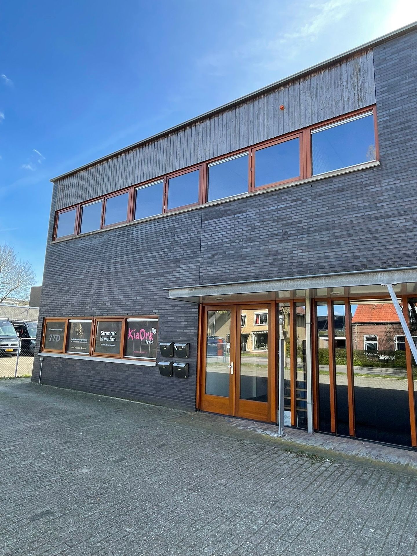 Bekijk foto 3 van Willem-Alexanderweg 77