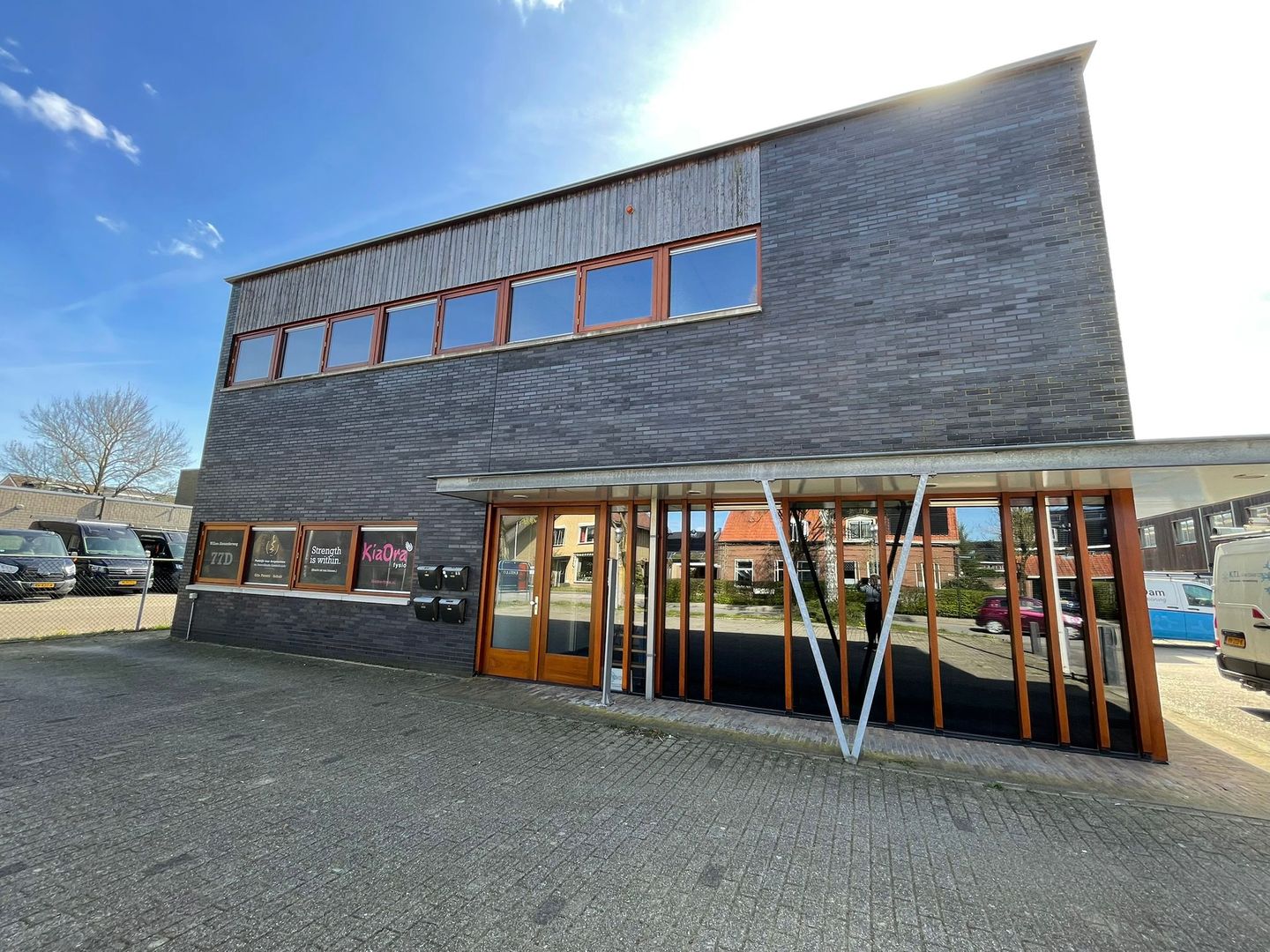 Bekijk foto 1 van Willem-Alexanderweg 77