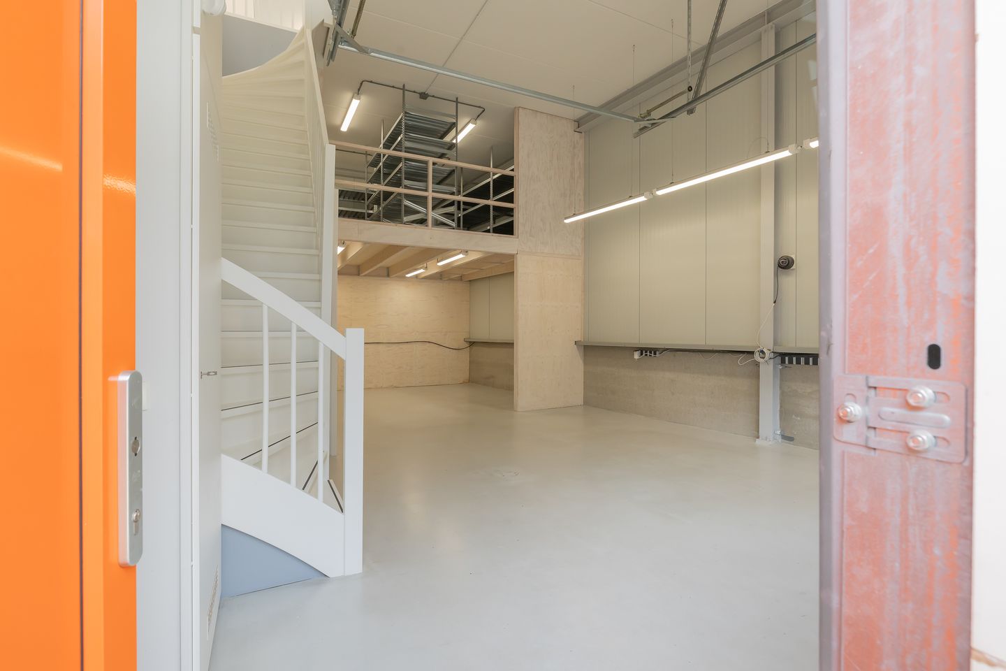 View photo 5 of Industrieweg 28-d