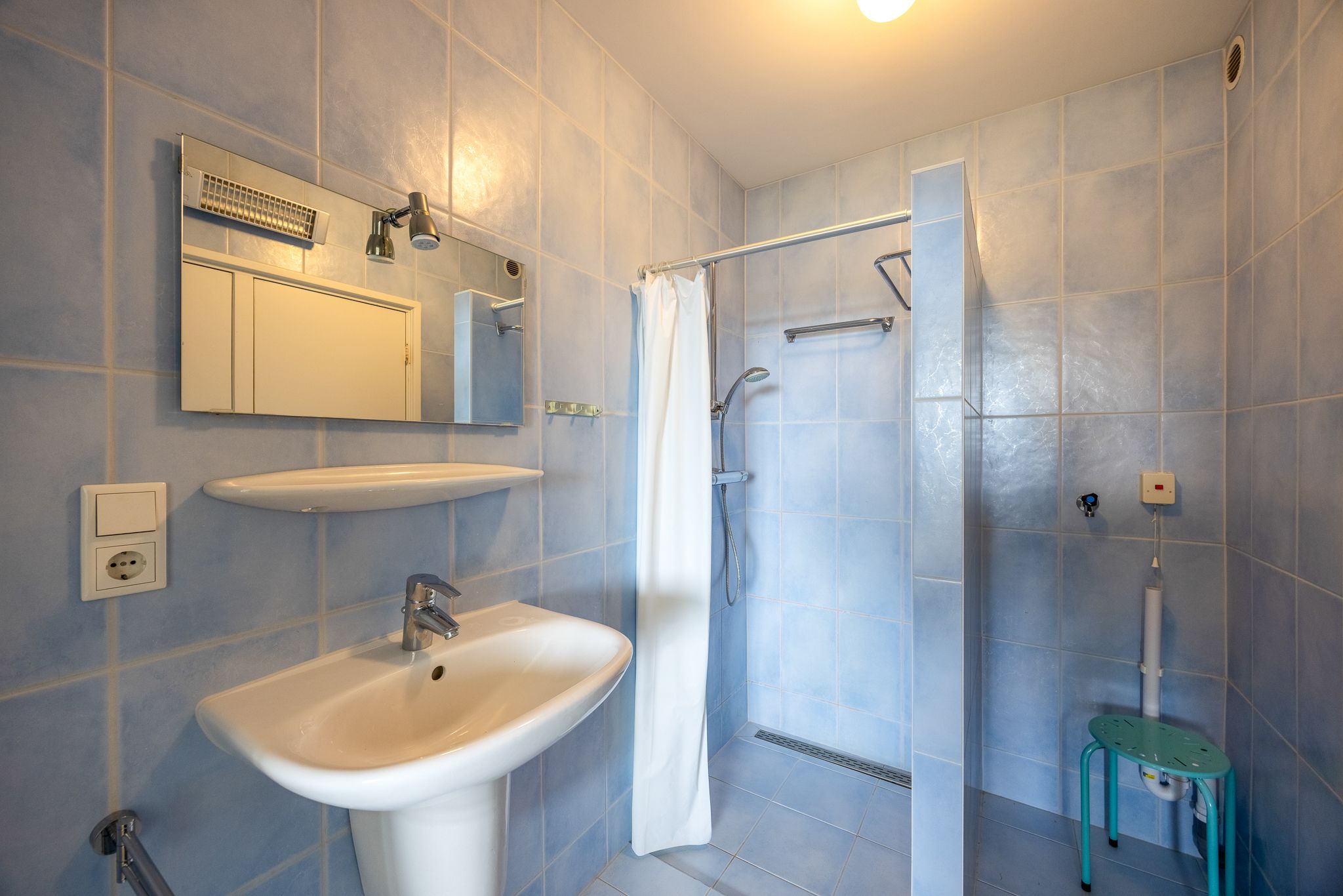 Foto 21 van Amersfoortsestraatweg 90-E006