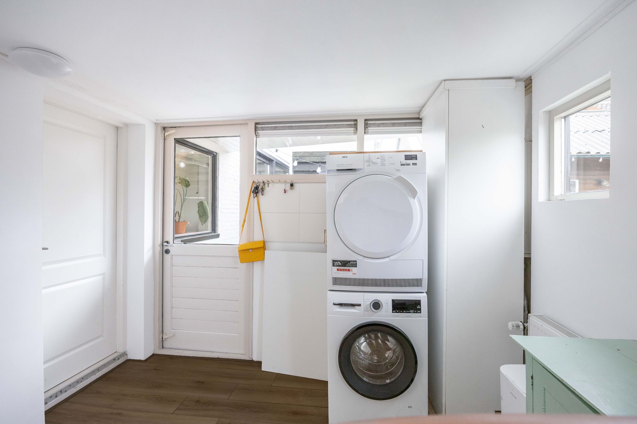 Photo 15 of Julianalaan 7