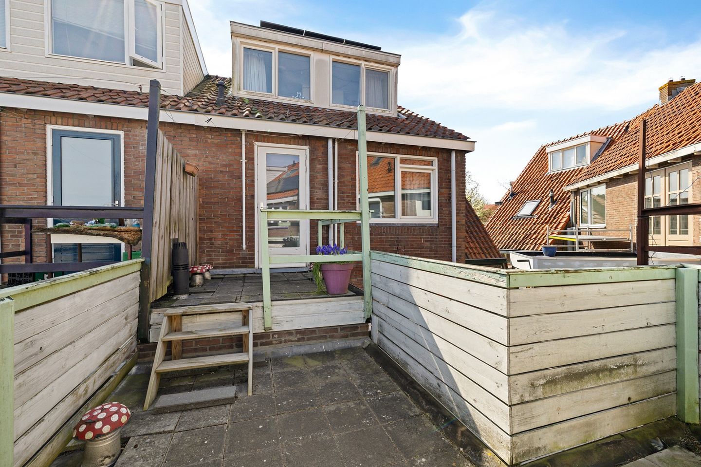 Foto 25 van Dahliastraat 52