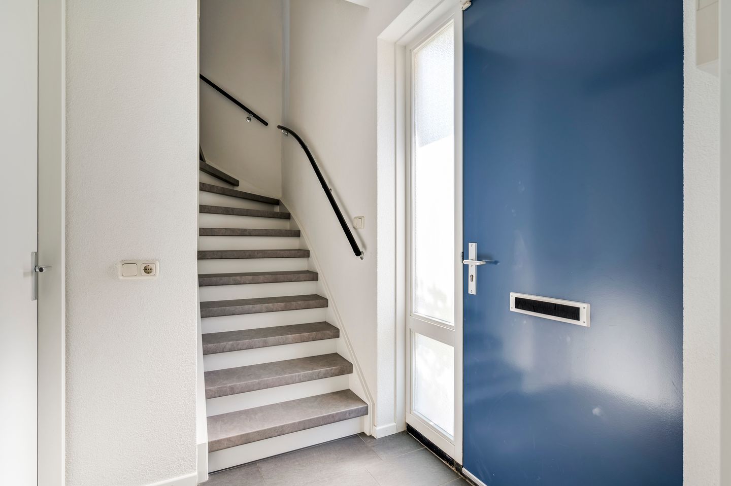 Foto 10 van Lisdodde 12-B