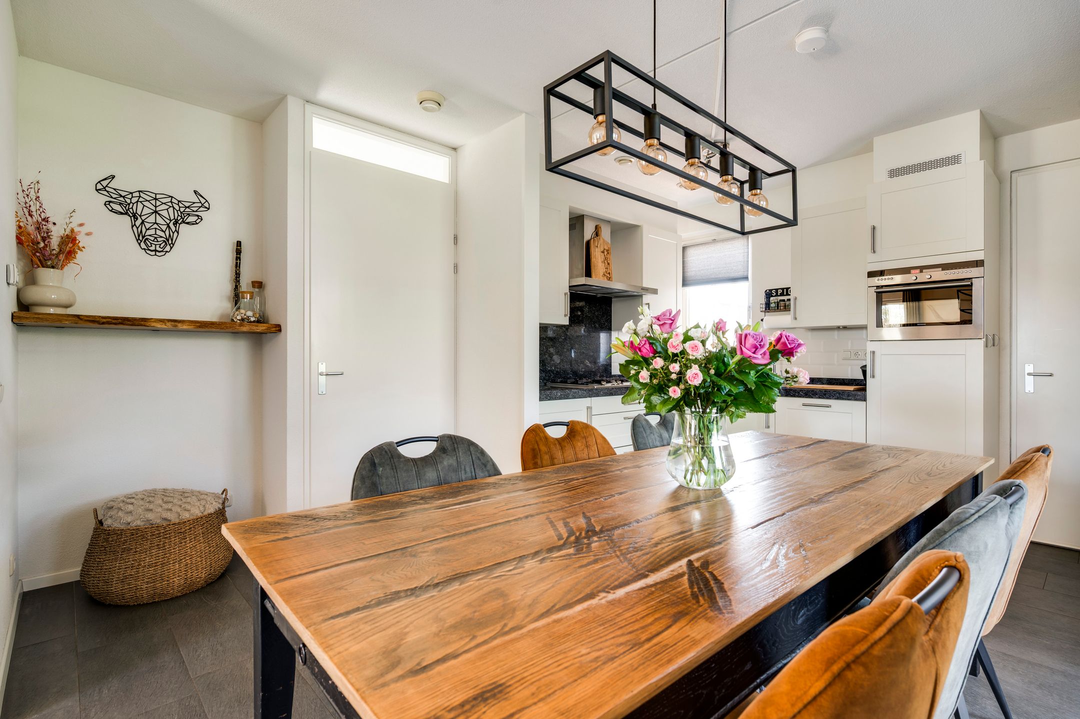 Foto 18 van Lisdodde 12-B