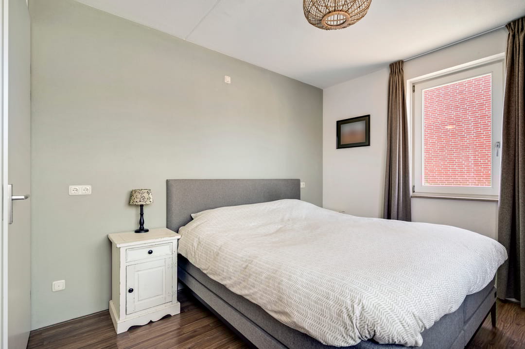 Foto 26 van Lisdodde 12-B