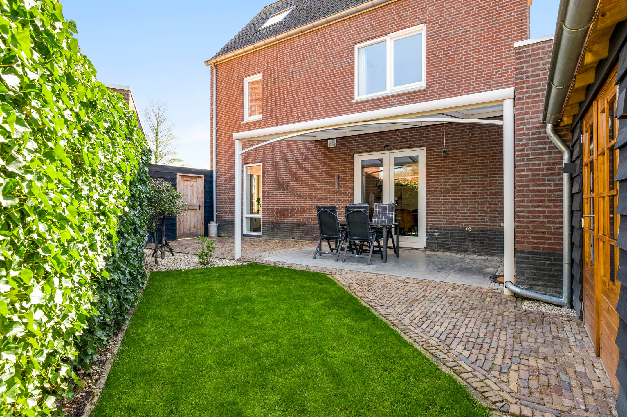 Foto 45 van Lisdodde 12-B