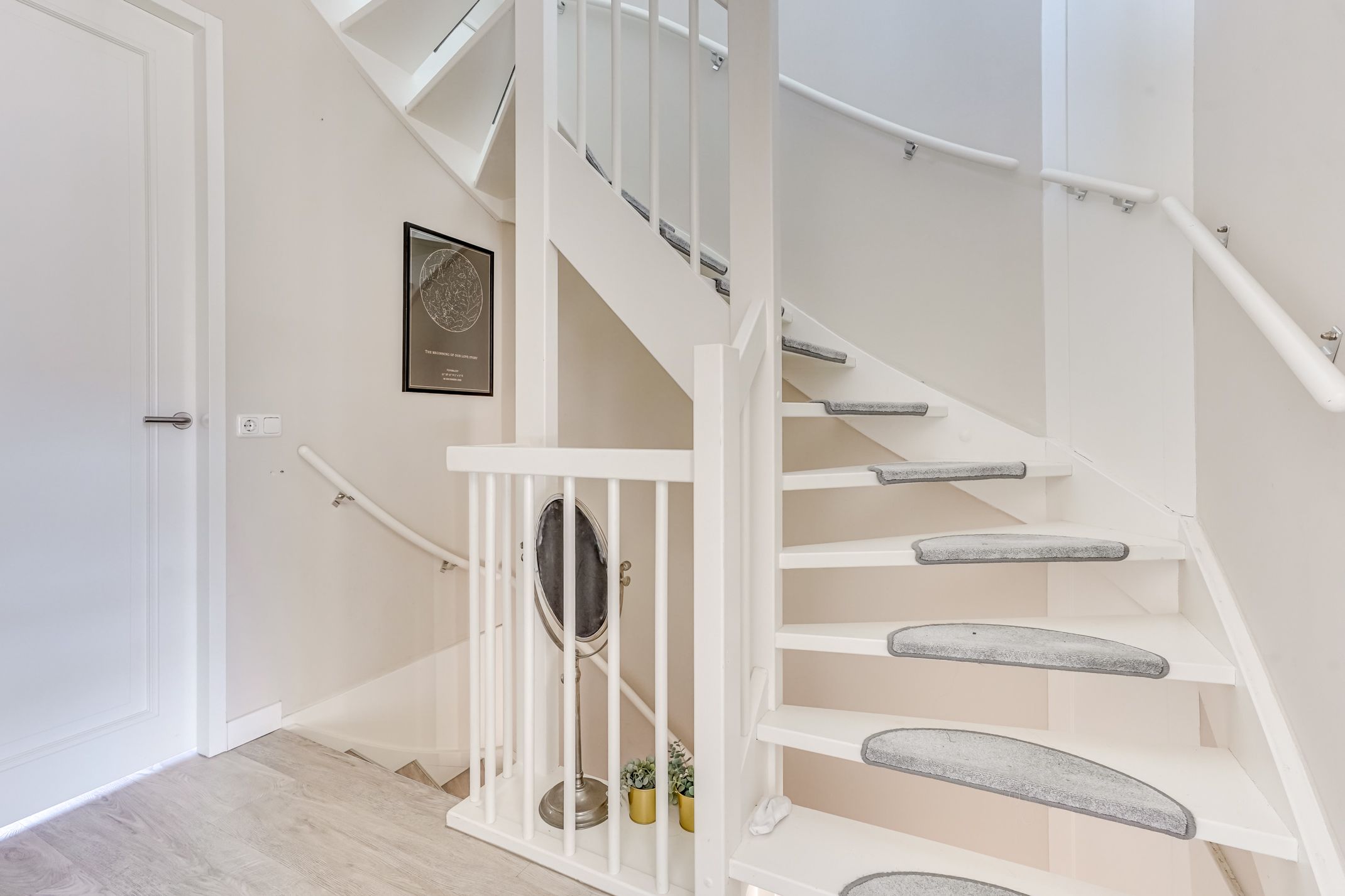 Move-in Ready Modern Corner Home in Popular Helsdingen Neighborhood — 27
