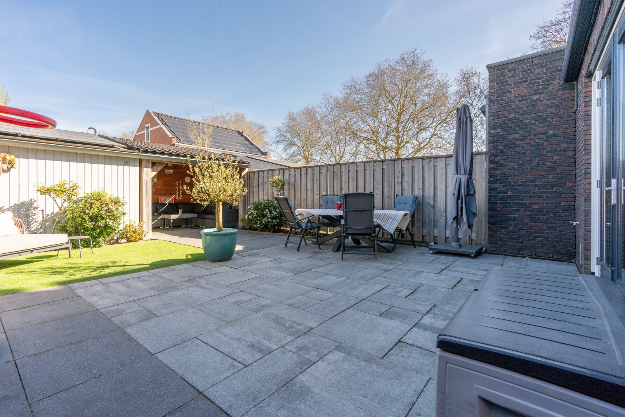 Move-in Ready Modern Corner Home in Popular Helsdingen Neighborhood — 39