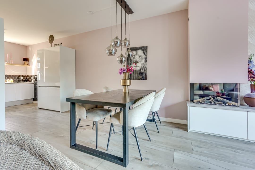 Move-in Ready Modern Corner Home in Popular Helsdingen Neighborhood — 16