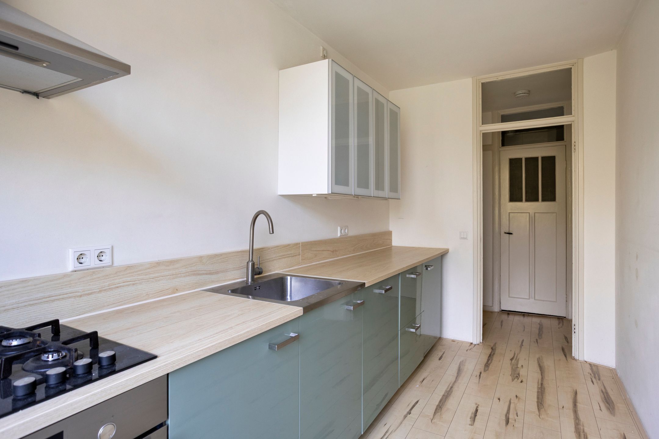 Foto 15 van Warmondstraat 93-2