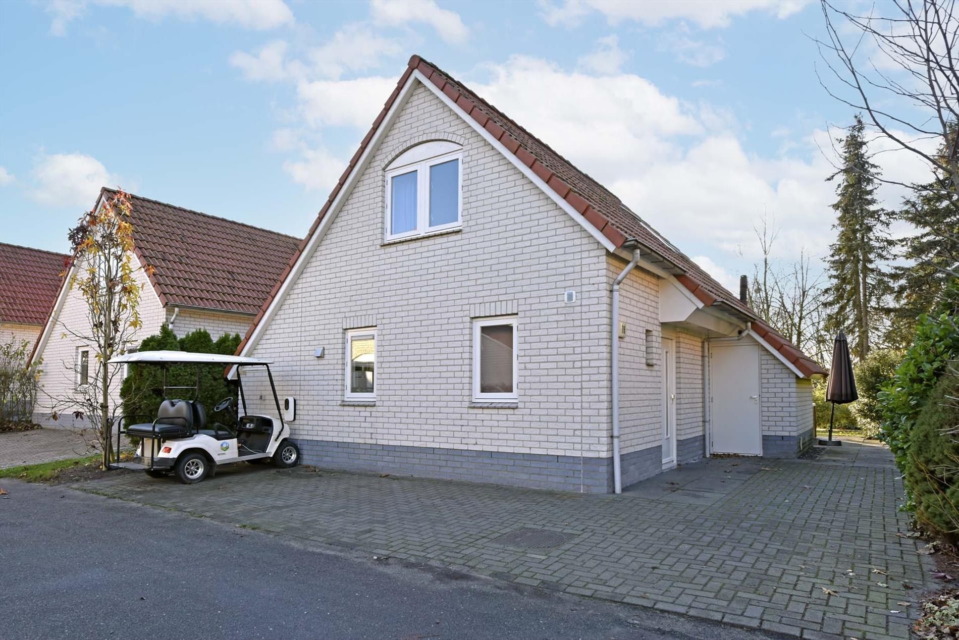 2-bedroom freehold villa in Arcen — photo 3 of 5