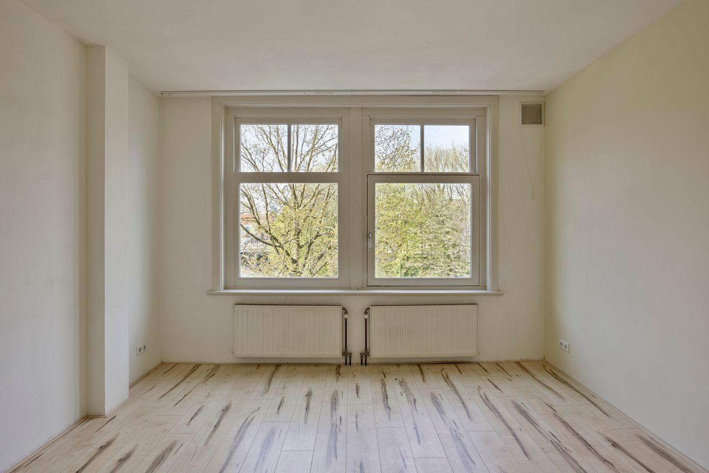 Foto 19 van Warmondstraat 93-2