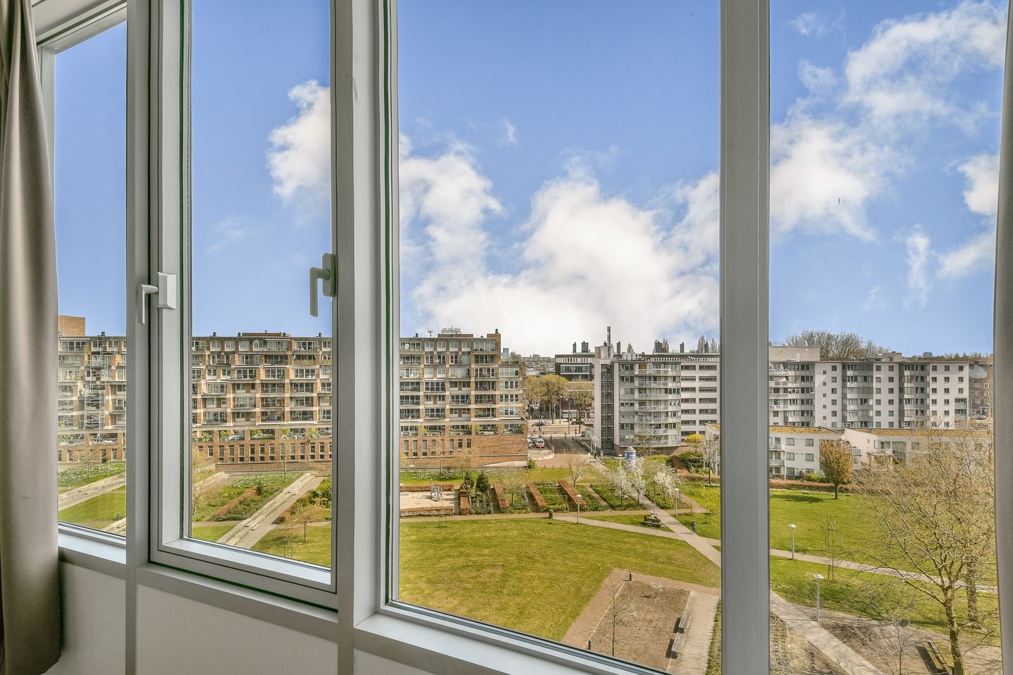 Foto 4 van Bos en Lommerplantsoen 27-B