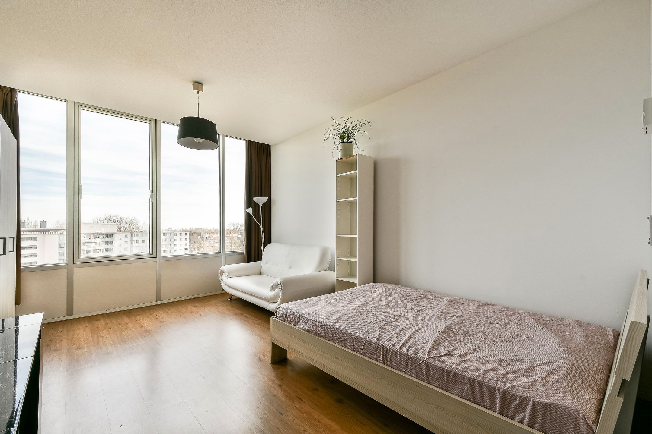 Foto 9 van Bos en Lommerplantsoen 27-B