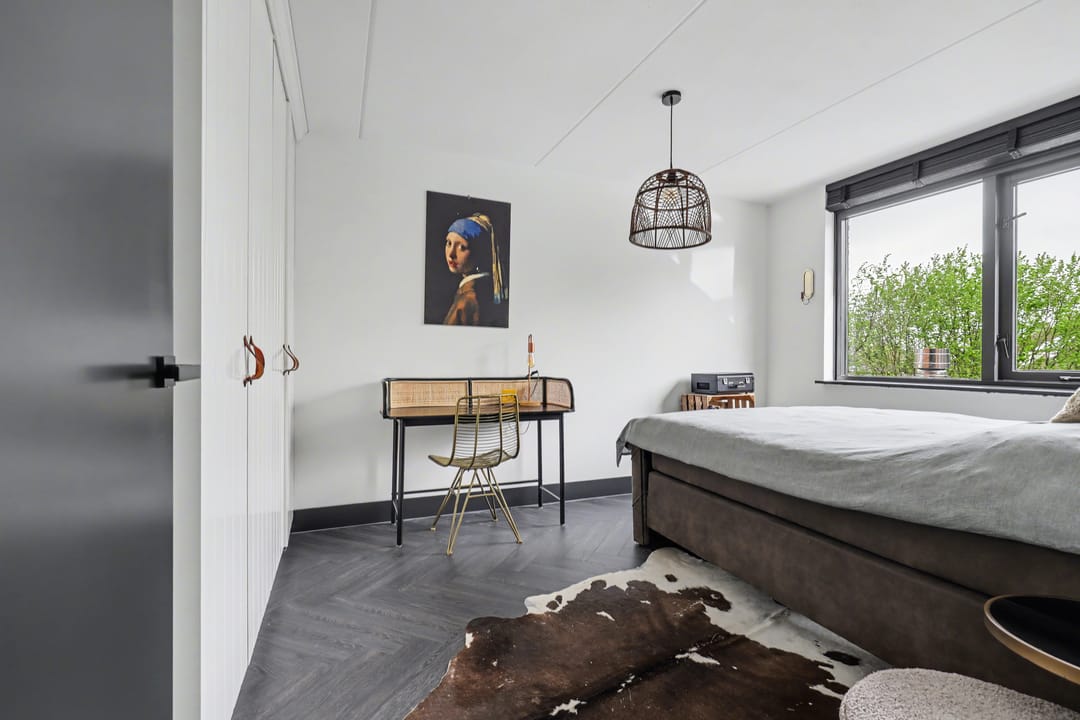 Luxury Move-in Ready Semi-Detached Home with Stunning Canopy and Four Bedrooms — 28
