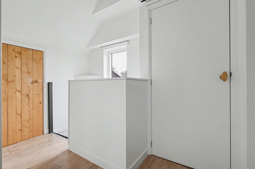 Luxury Move-in Ready Semi-Detached Home with Stunning Canopy and Four Bedrooms — 38