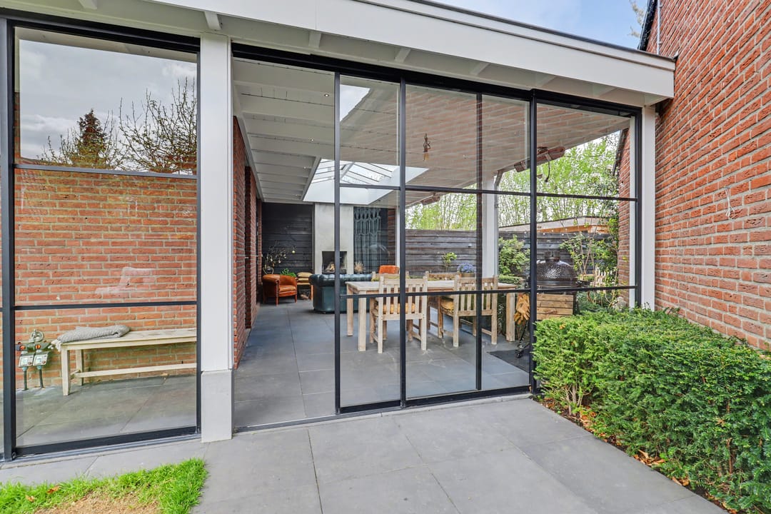 Luxury Move-in Ready Semi-Detached Home with Stunning Canopy and Four Bedrooms — 43