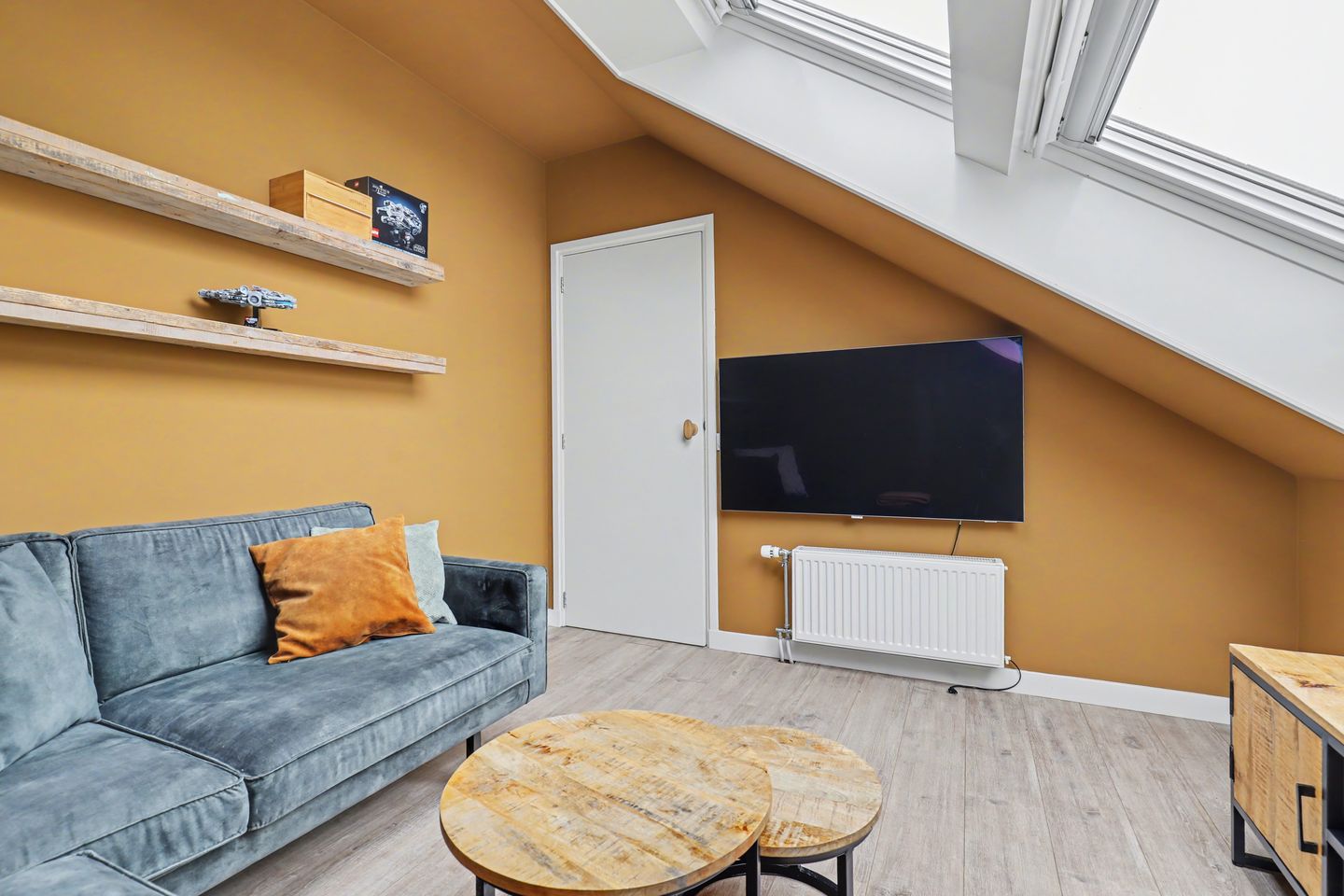Luxury Move-in Ready Semi-Detached Home with Stunning Canopy and Four Bedrooms — 34