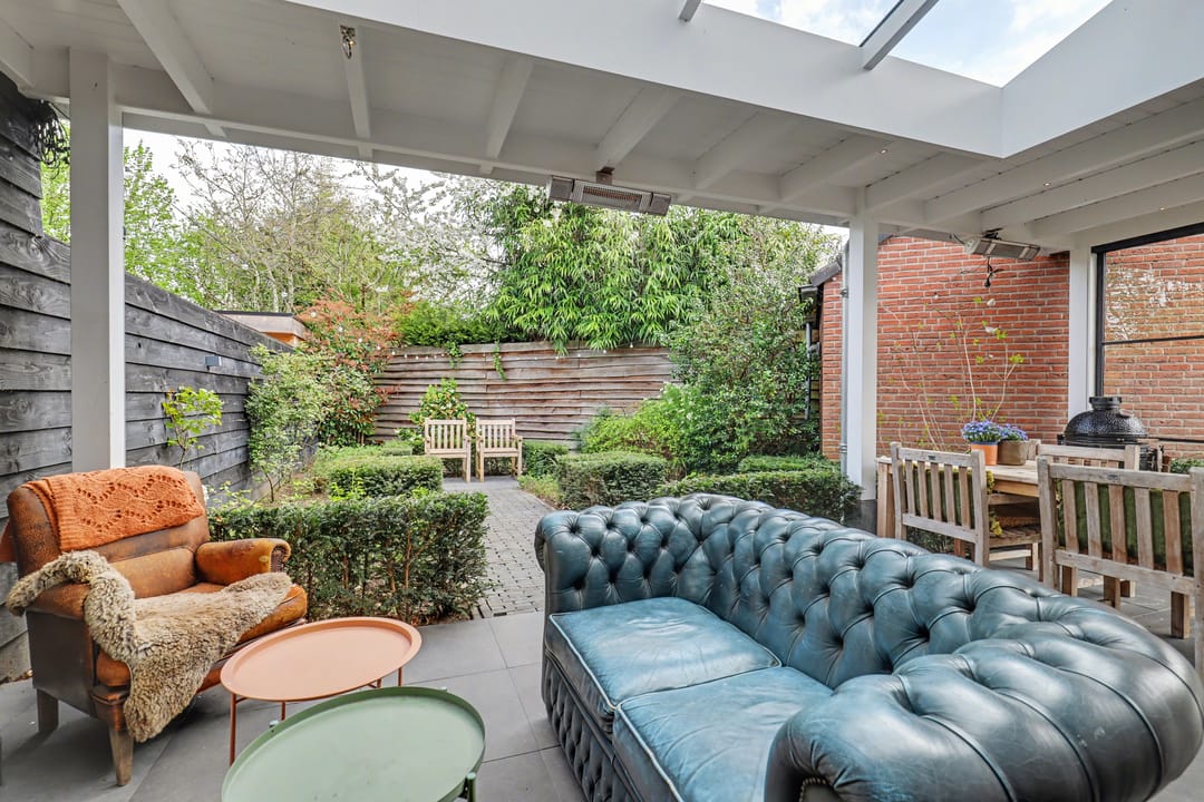 Luxury Move-in Ready Semi-Detached Home with Stunning Canopy and Four Bedrooms — 16