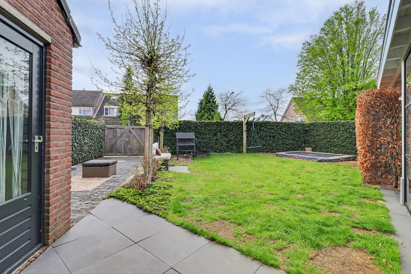 Luxury Move-in Ready Semi-Detached Home with Stunning Canopy and Four Bedrooms — 44