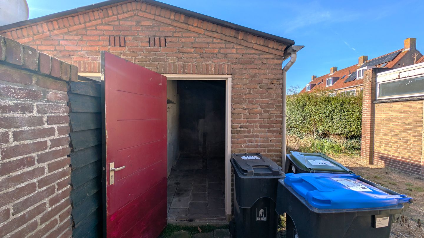 Photo 25 of Hubrechtstraat 4