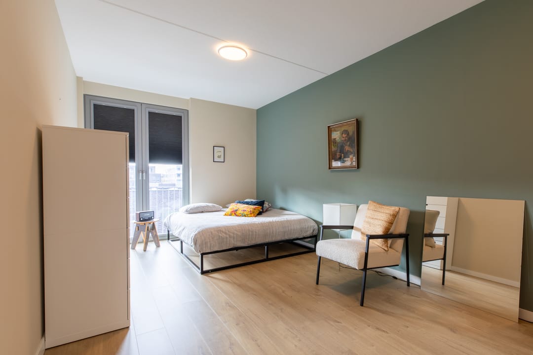 Photo 16 of De Cassij 1-D08