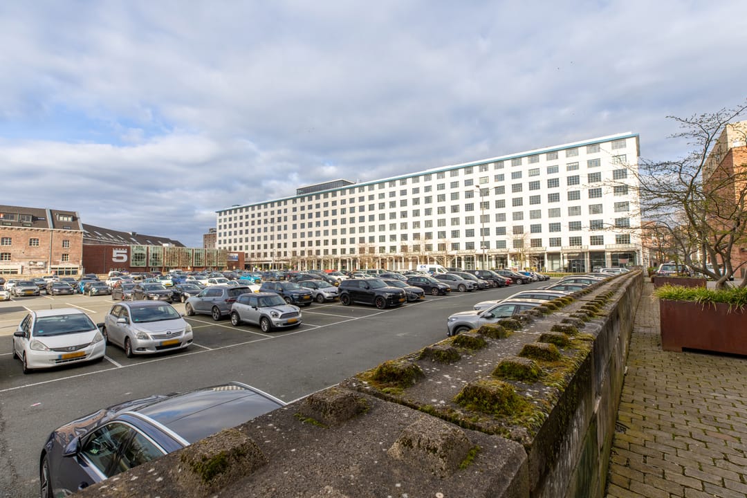 Photo 22 of De Cassij 1-D08