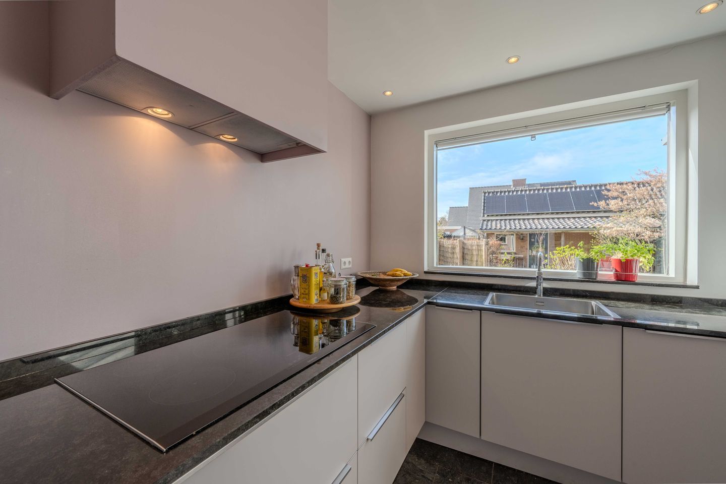 Foto 29 van Noordwijkerweg 17-B