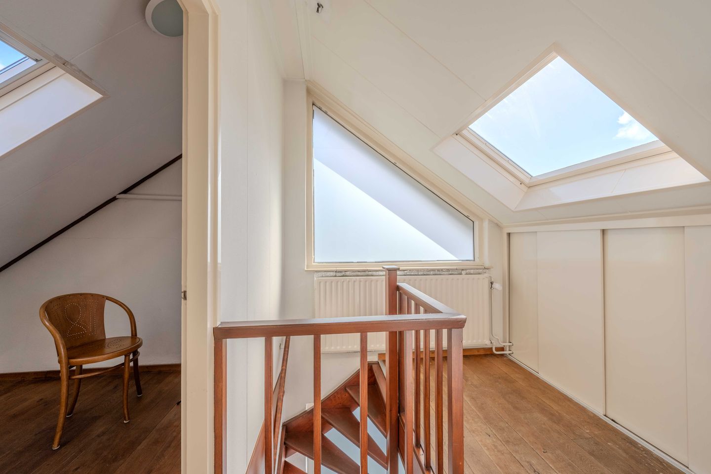 Foto 50 van Noordwijkerweg 17-B