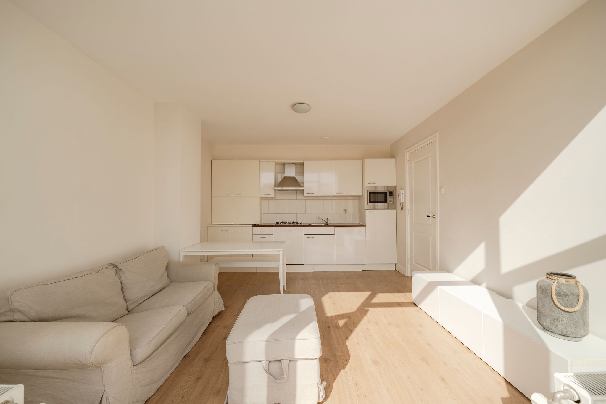 Foto 9 van Voltastraat 6-B