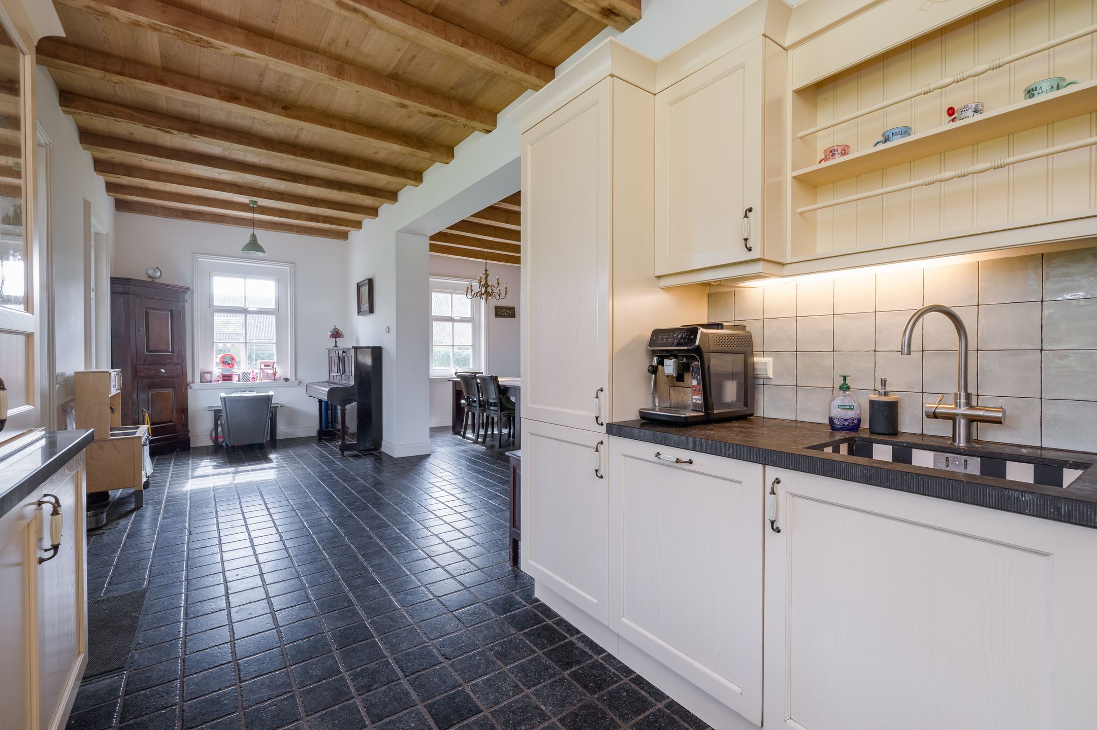 Photo 9 of Noordersingel 76