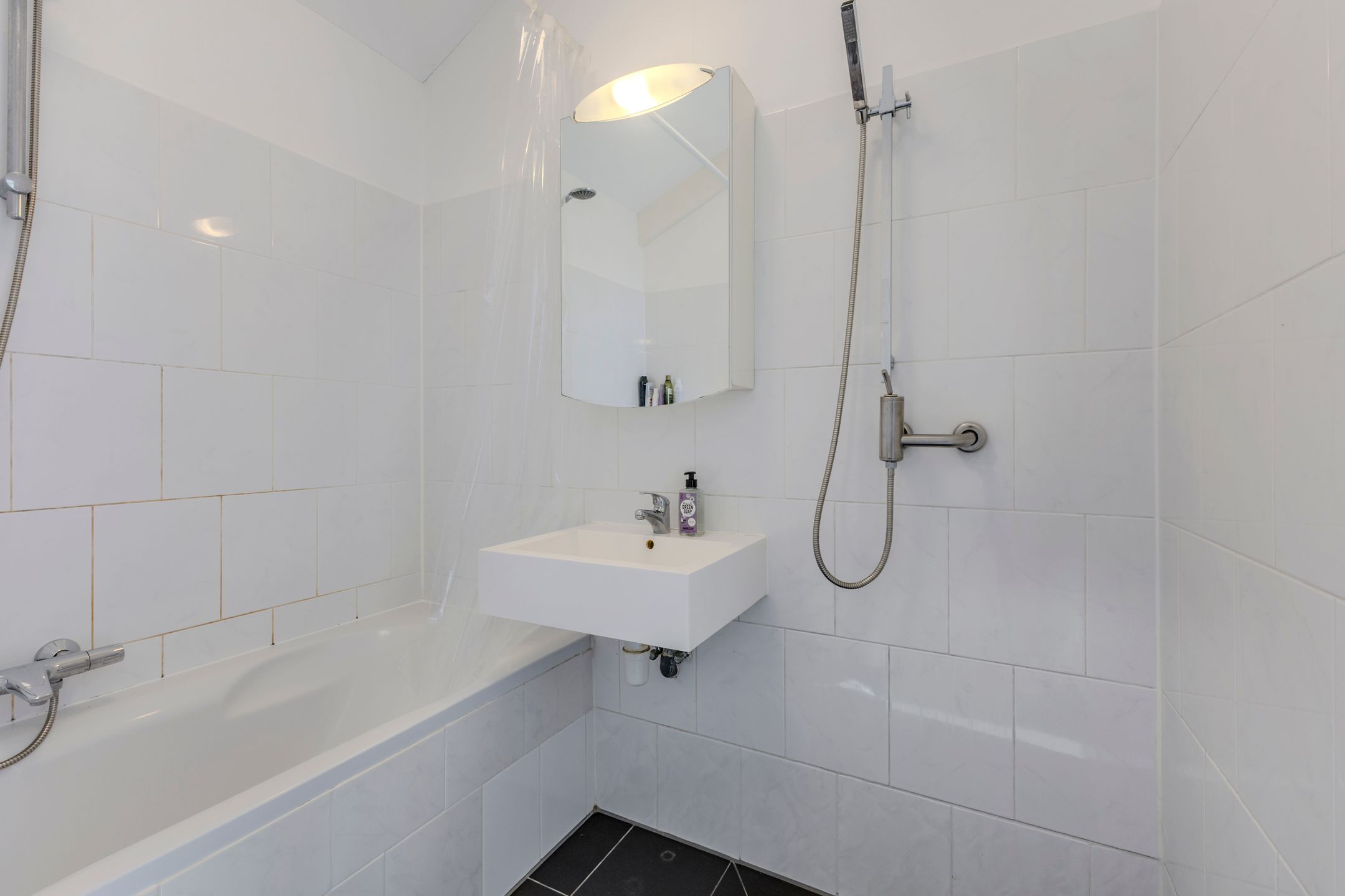 Modern Semi-Detached Home in Heart of Zaandam — 24