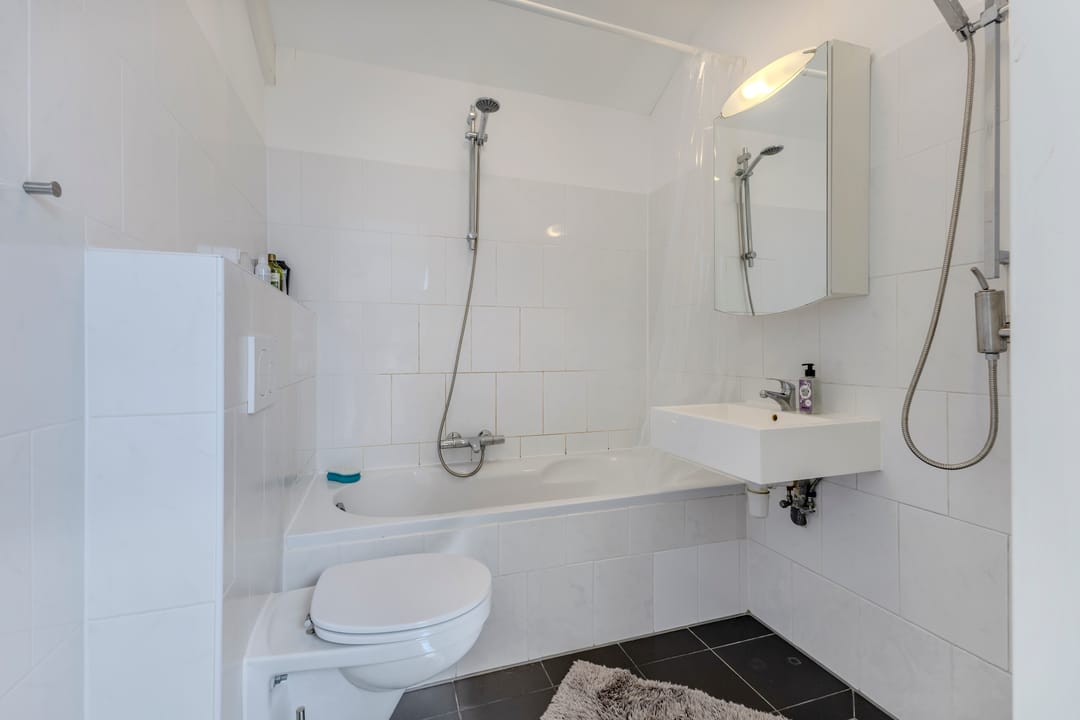 Modern Semi-Detached Home in Heart of Zaandam — 23