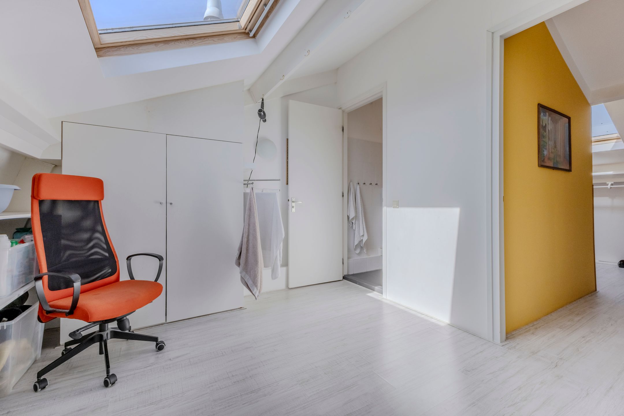 Modern Semi-Detached Home in Heart of Zaandam — 21