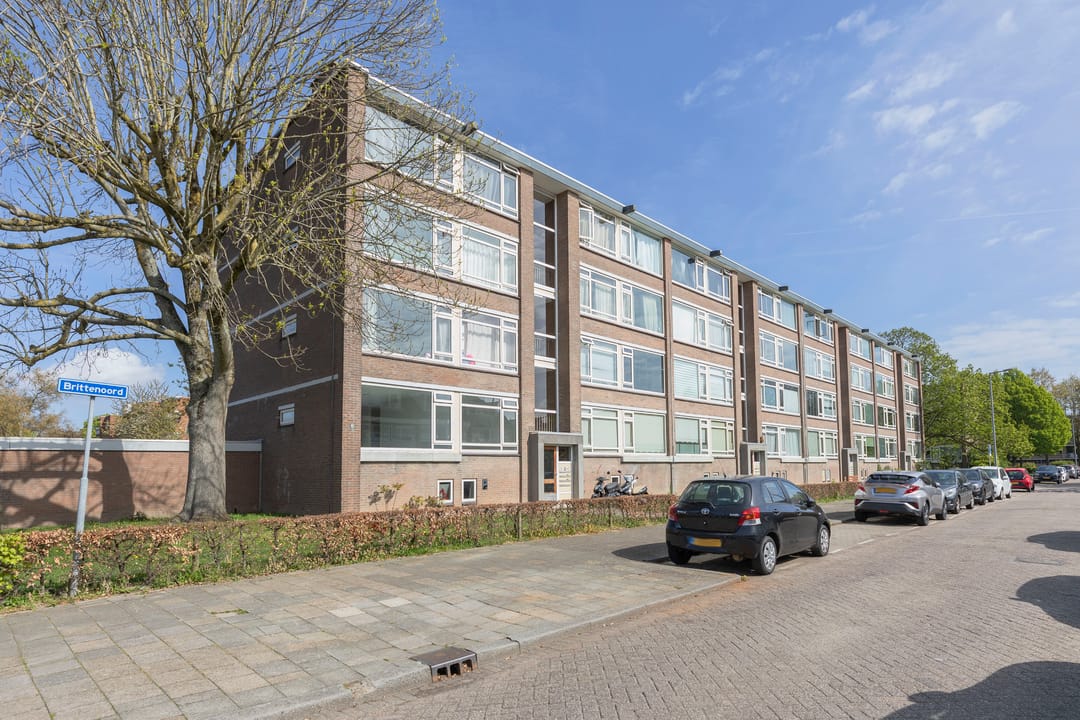 Photo 1 of Brittenoord 57