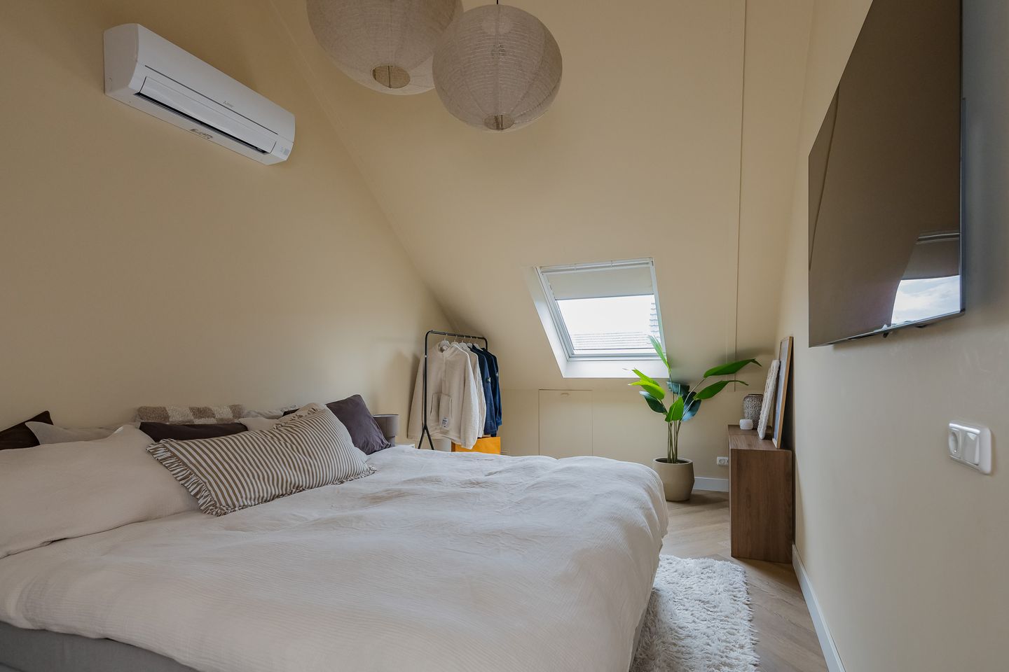 Photo 35 of Frogerstraat 82