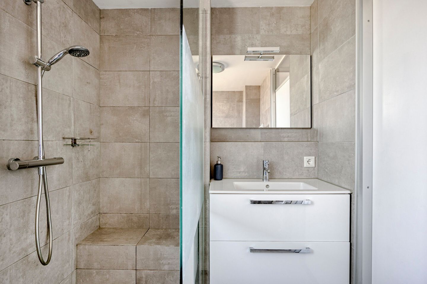 Photo 5 of Versailleslaan 35