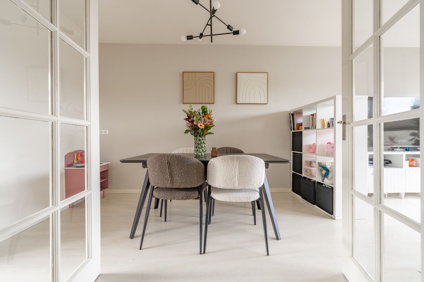 Foto 19 van Van den Berghlaan 461