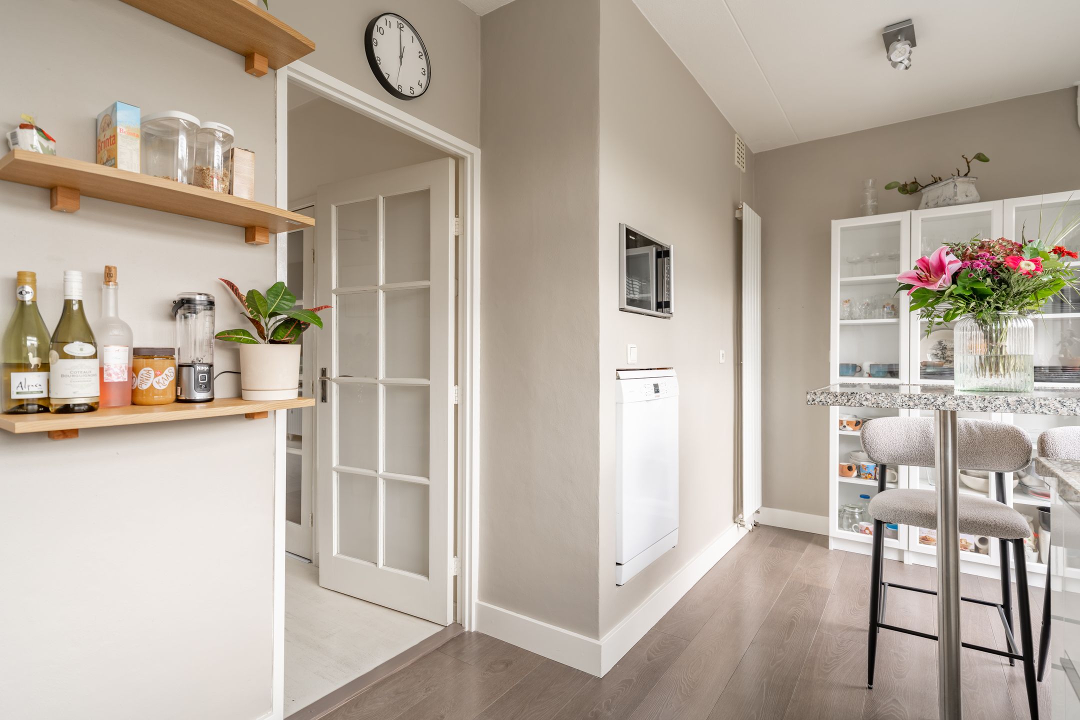 Foto 27 van Van den Berghlaan 461