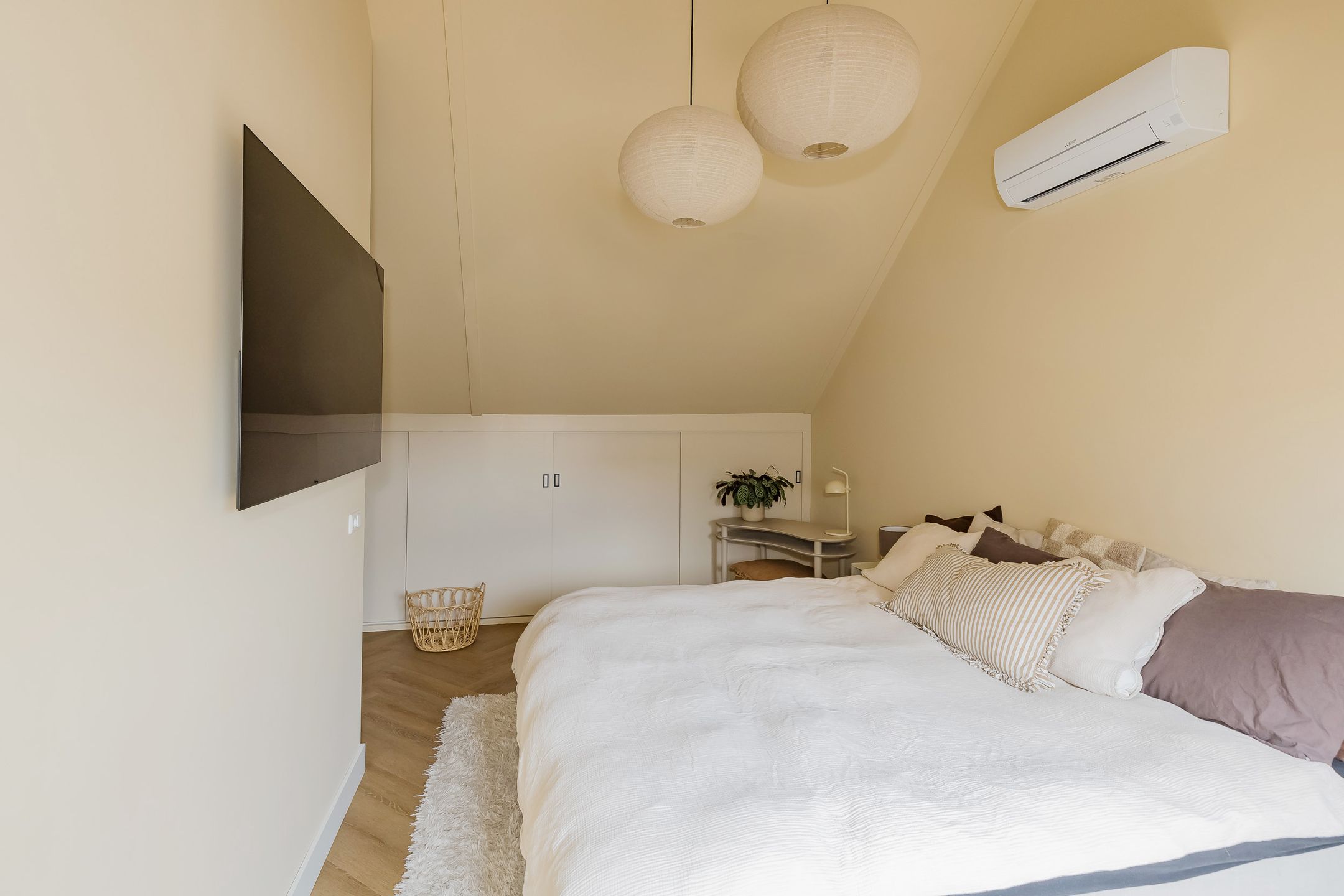 Photo 39 of Frogerstraat 82