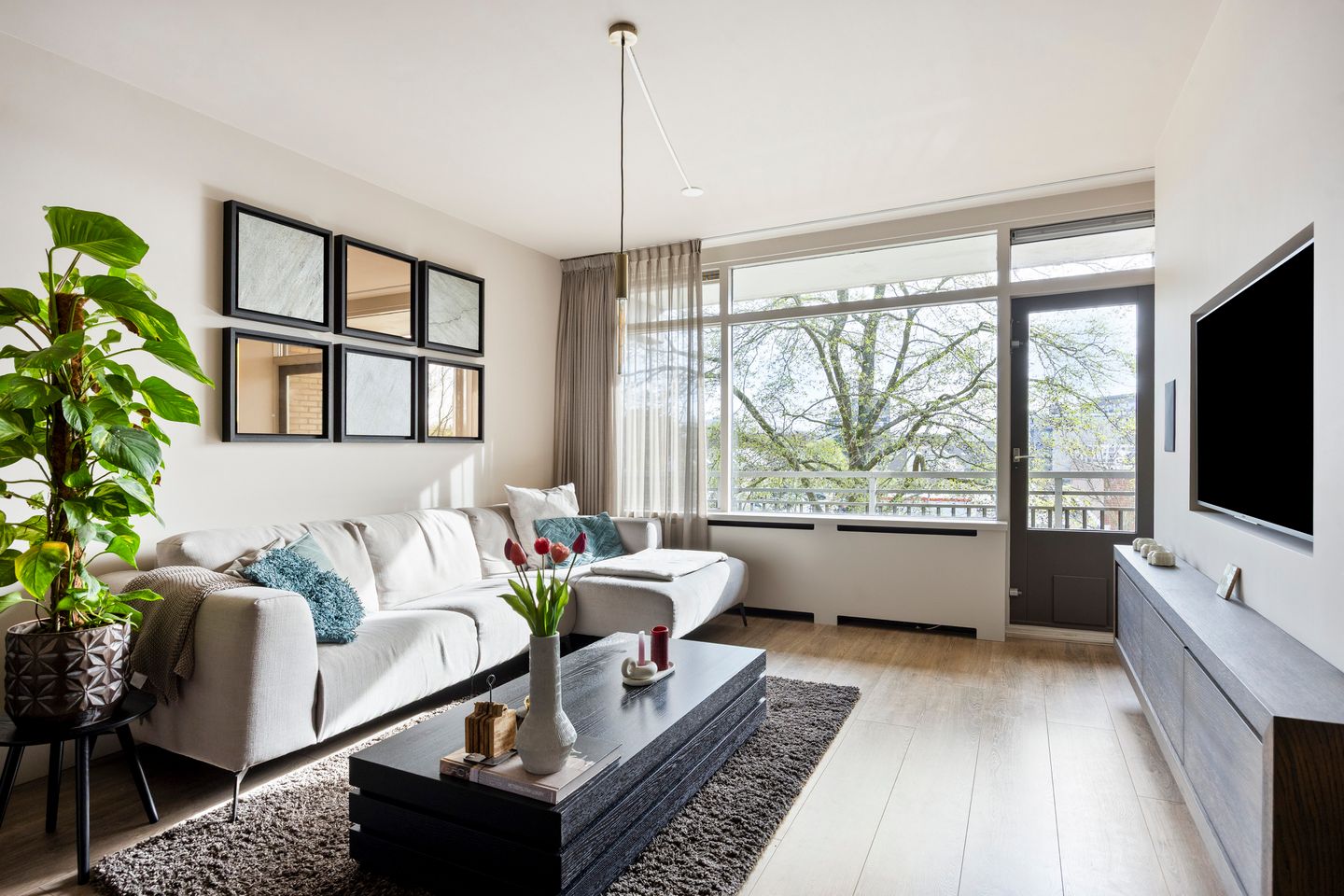 Photo 10 of Claude Monetstraat 69